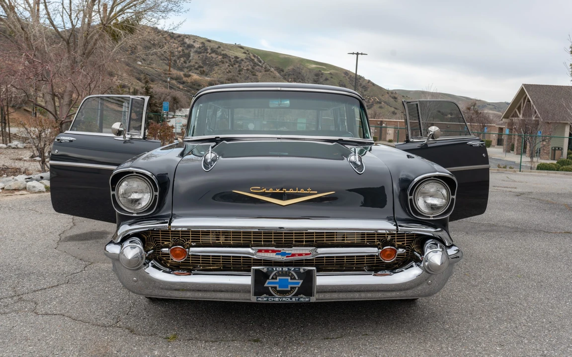 1957 Chevrolet Nomad - Image 29 of 31