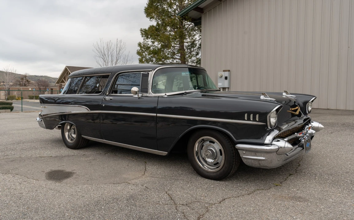 1957 Chevrolet Nomad - Image 25 of 31