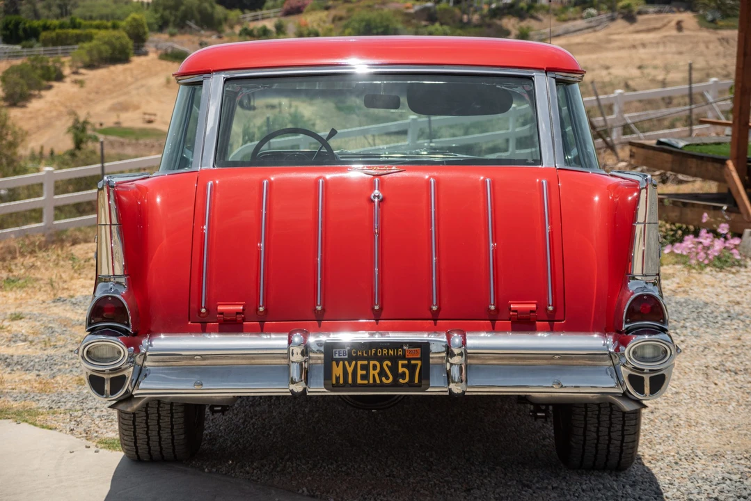 1957 Chevrolet Nomad - Image 10 of 31