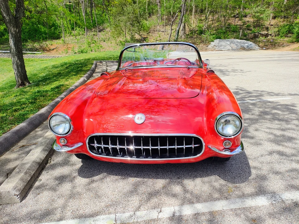 1957 Chevrolet Corvette C1 - Image 2 of 31
