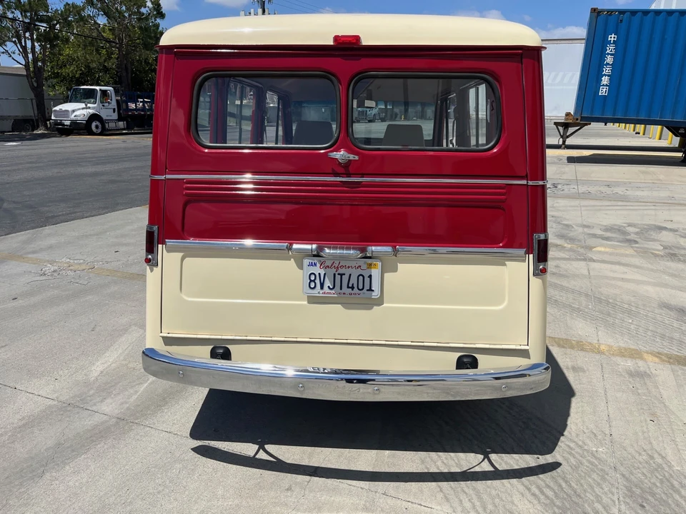 1962 Willys Jeep Wagon - Image 6 of 31