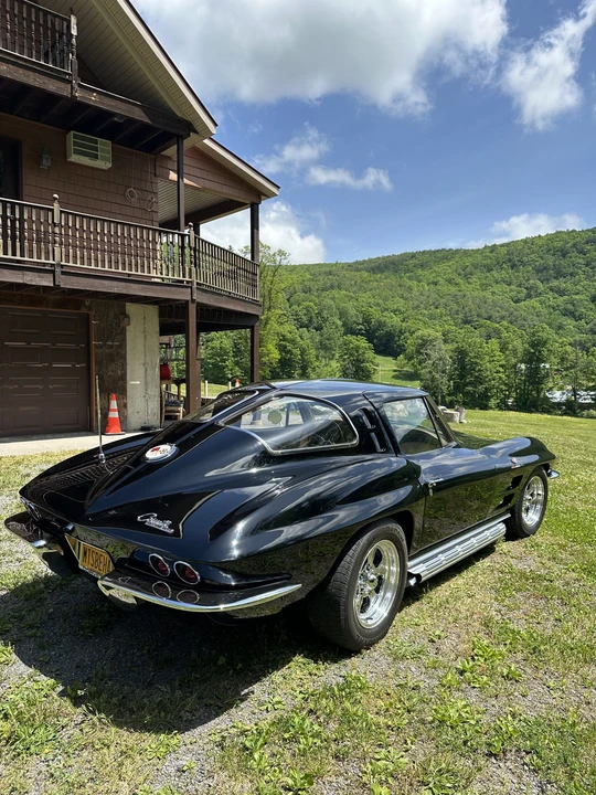 1963 Chevrolet Corvette C2 - Image 6 of 31