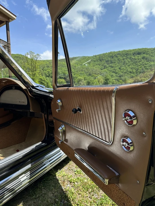 1963 Chevrolet Corvette C2 - Image 21 of 31