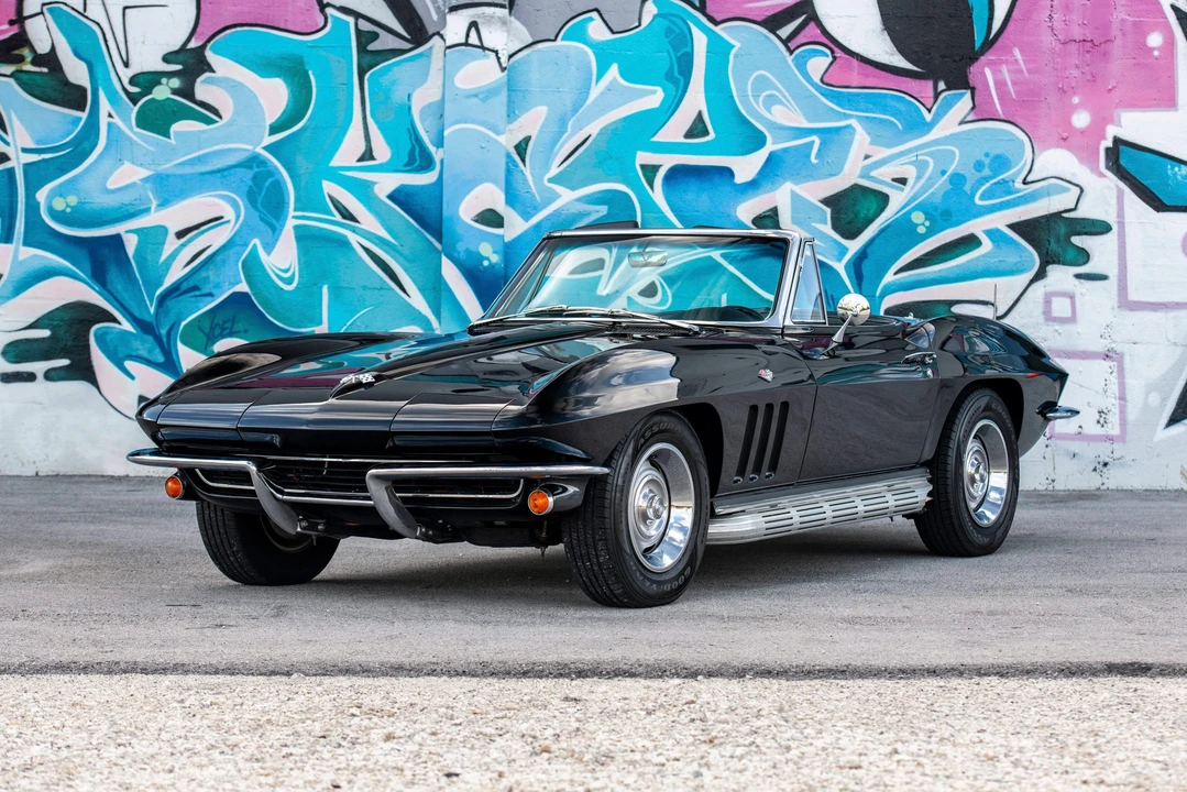 1965 Chevrolet Corvette C2 - Image 11 of 31
