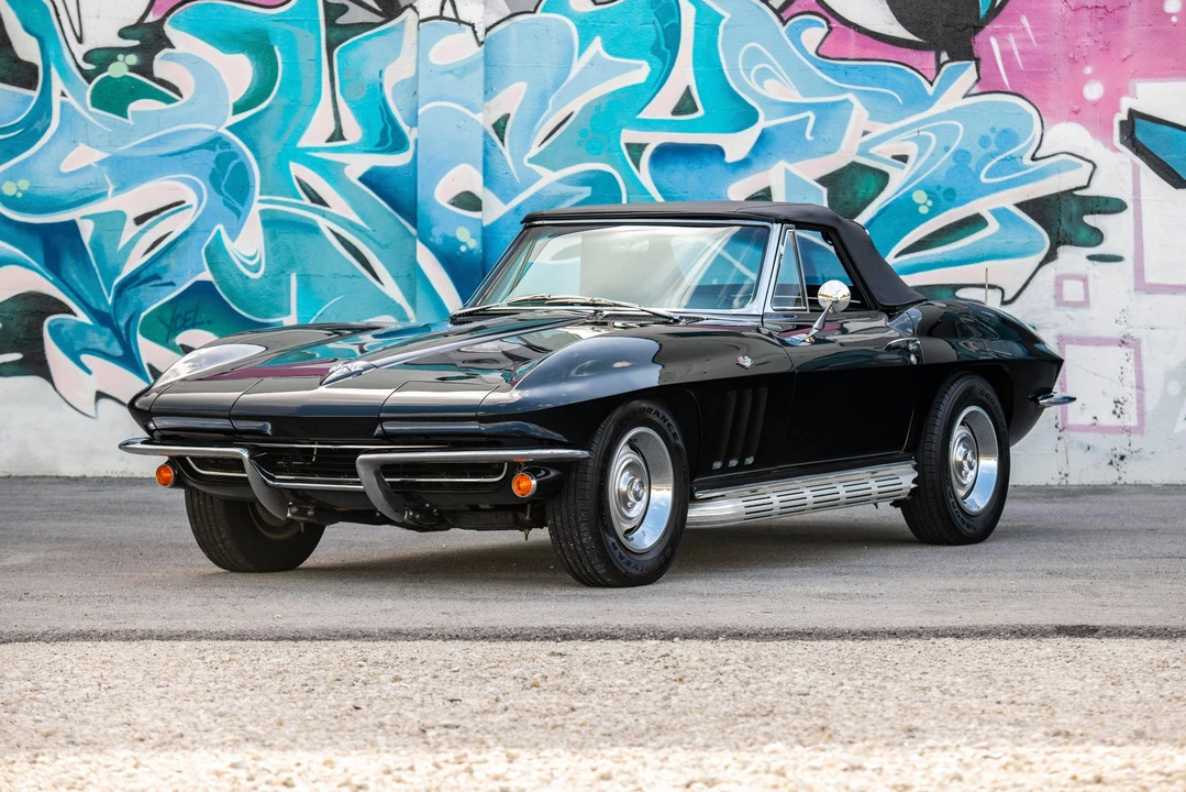 1965 Chevrolet Corvette C2 - Image 12 of 31
