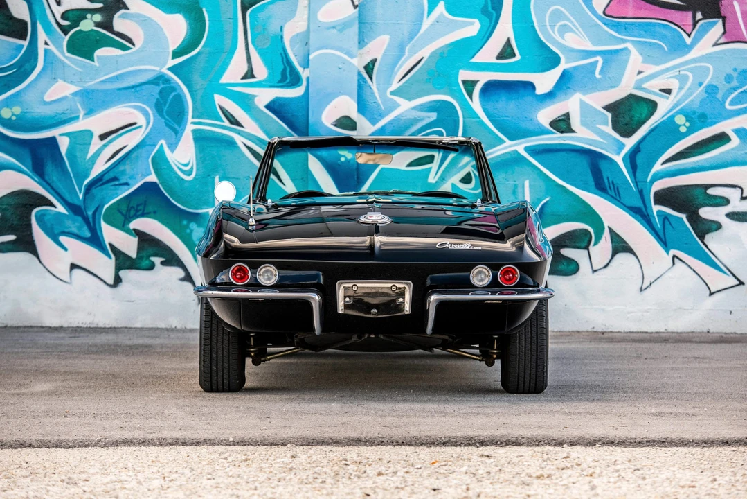 1965 Chevrolet Corvette C2 - Image 6 of 31