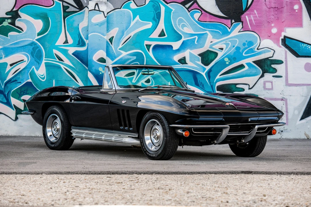1965 Chevrolet Corvette C2 - Image 3 of 31