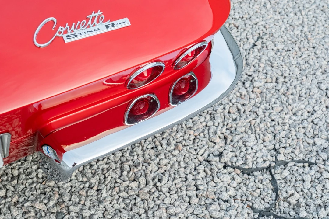 1965 Chevrolet Corvette C2 - Image 19 of 31