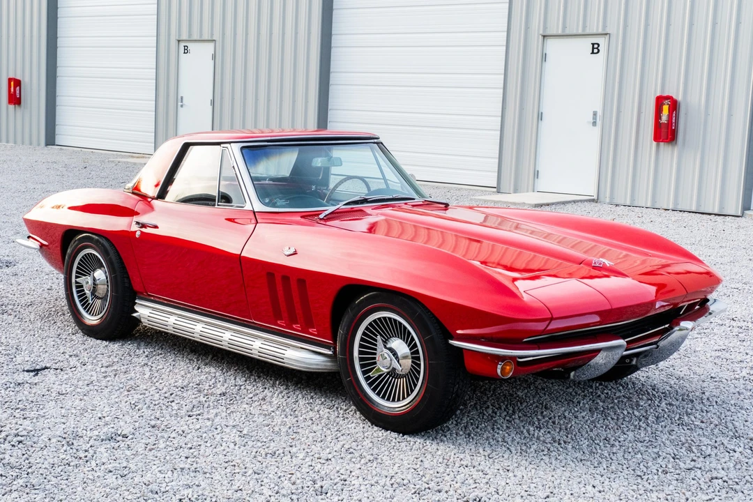 1965 Chevrolet Corvette C2 - Image 7 of 31