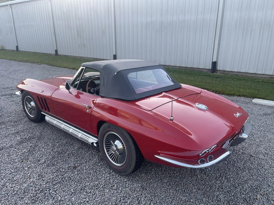 1965 Chevrolet Corvette C2 - Image 10 of 31