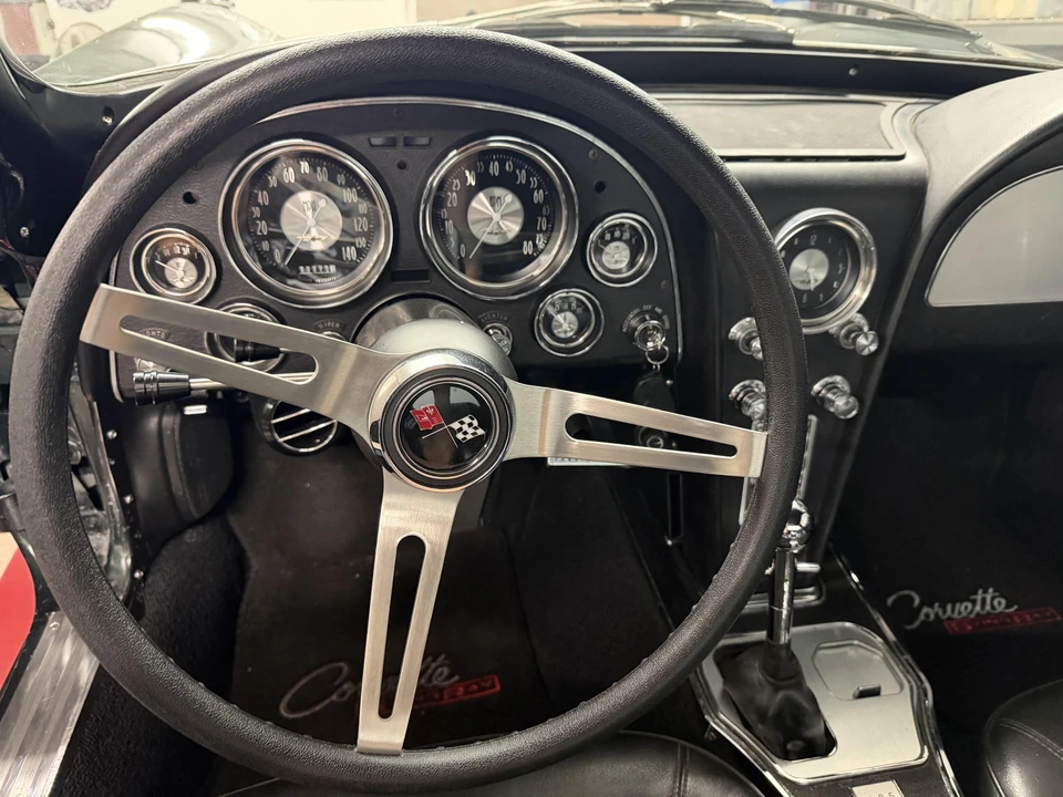 1965 Chevrolet Corvette C2 - Image 30 of 31