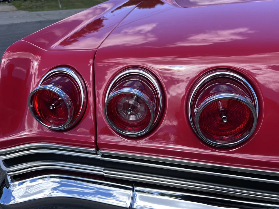 1965 Chevrolet Impala 4th Gen - Image 28 of 31