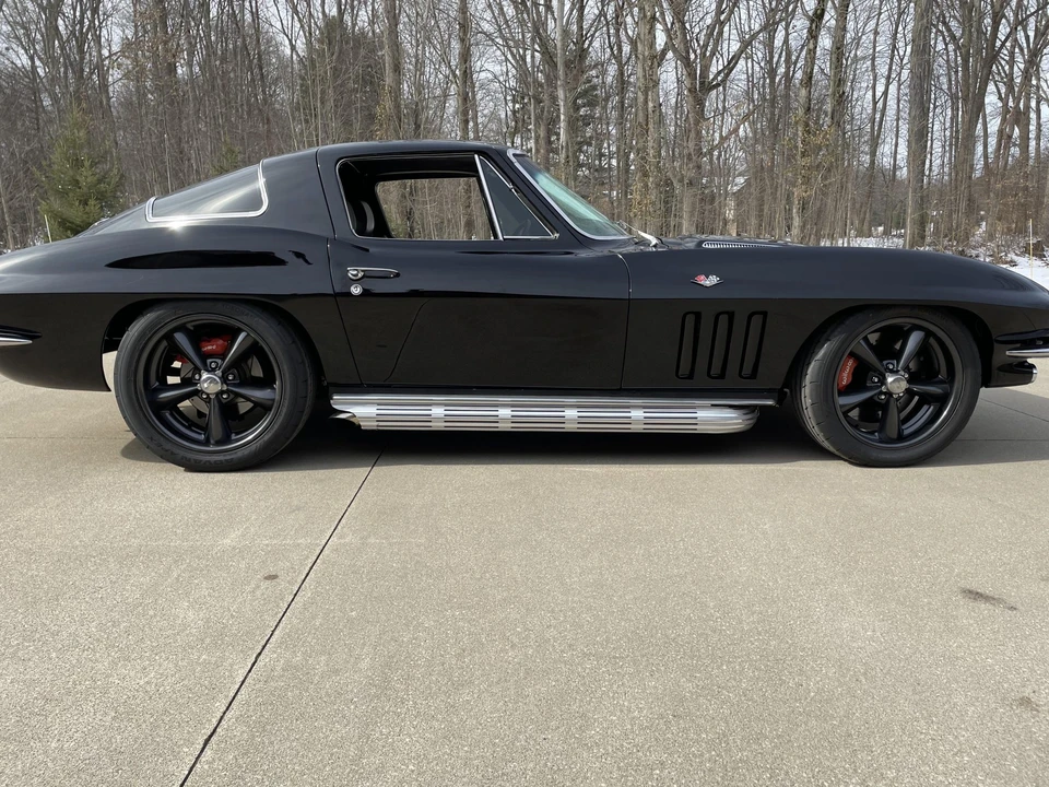1966 Chevrolet Corvette C2 - Image 7 of 31
