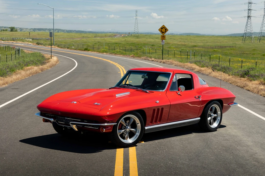 1966 Chevrolet Corvette C2 - Image 8 of 31