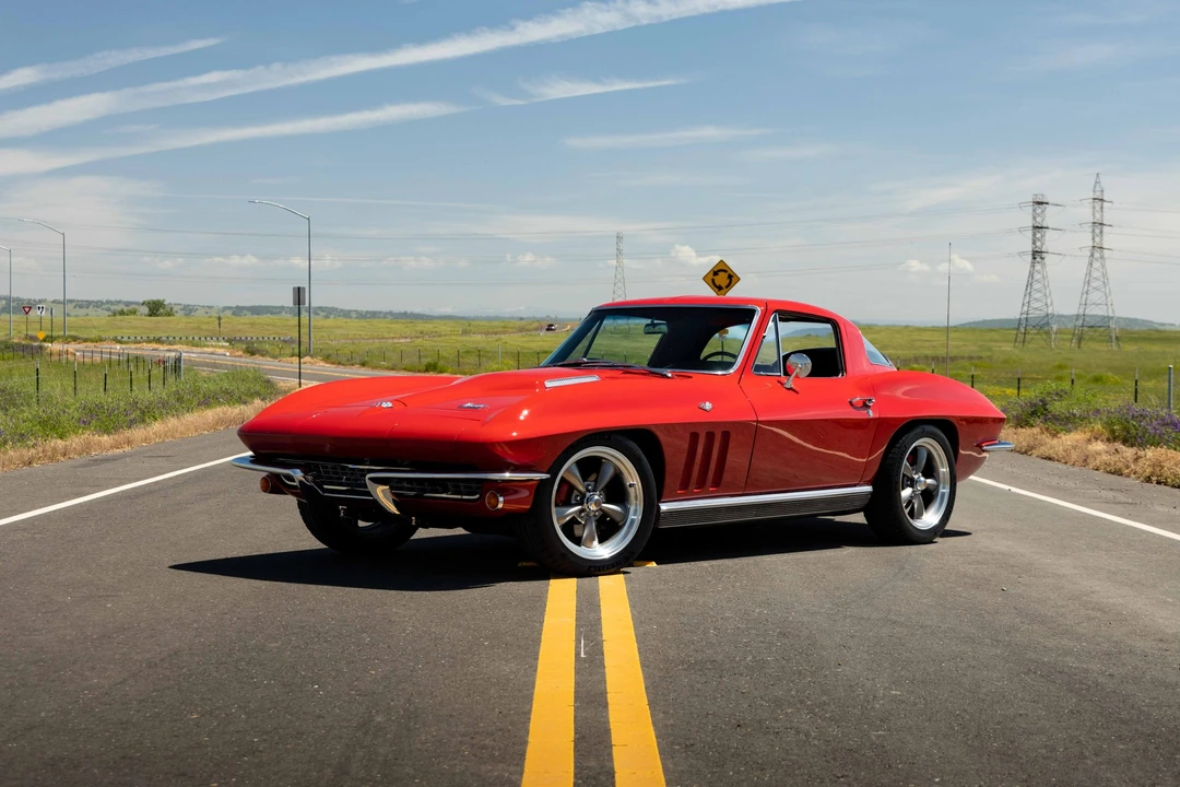 1966 Chevrolet Corvette C2 - Image 10 of 31