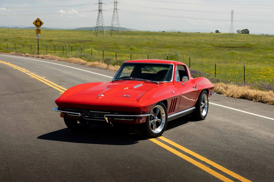 1966 Chevrolet Corvette C2 - Image 13 of 31