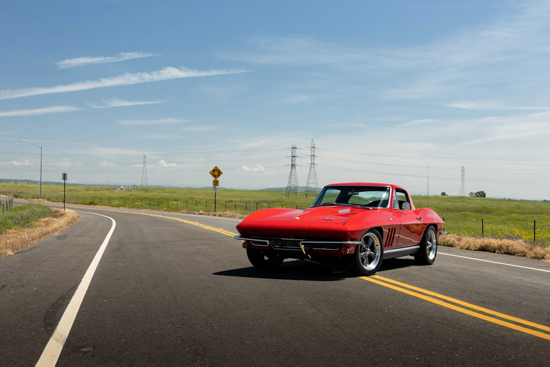 1966 Chevrolet Corvette C2 - Image 17 of 31