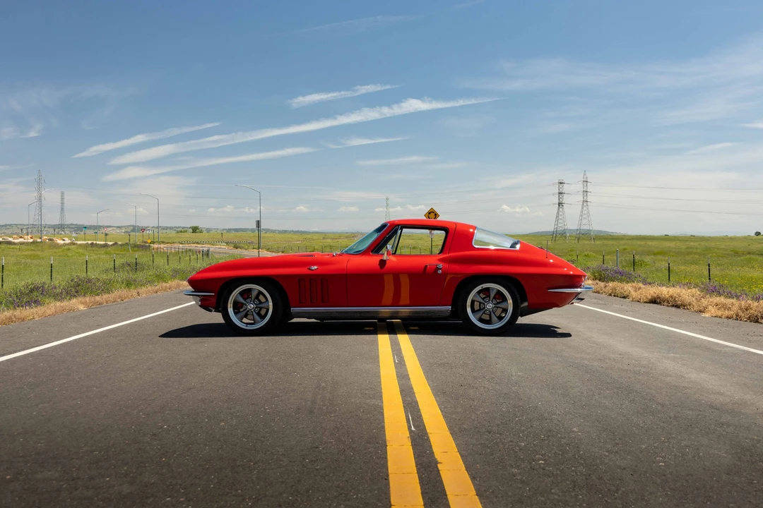 1966 Chevrolet Corvette C2 - Image 19 of 31
