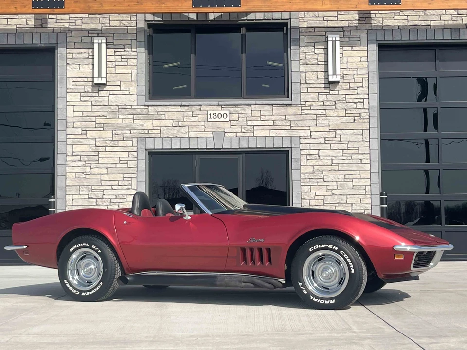 1969 Chevrolet Corvette C3 - Image 2 of 31