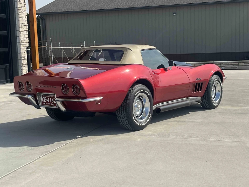 1969 Chevrolet Corvette C3 - Image 9 of 31
