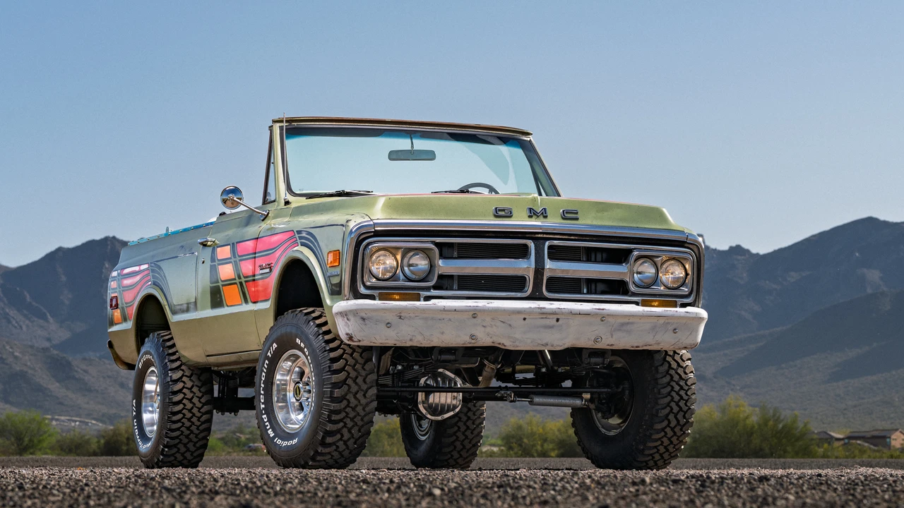 1970 GMC Jimmy 1st Gen - Image 11 of 31