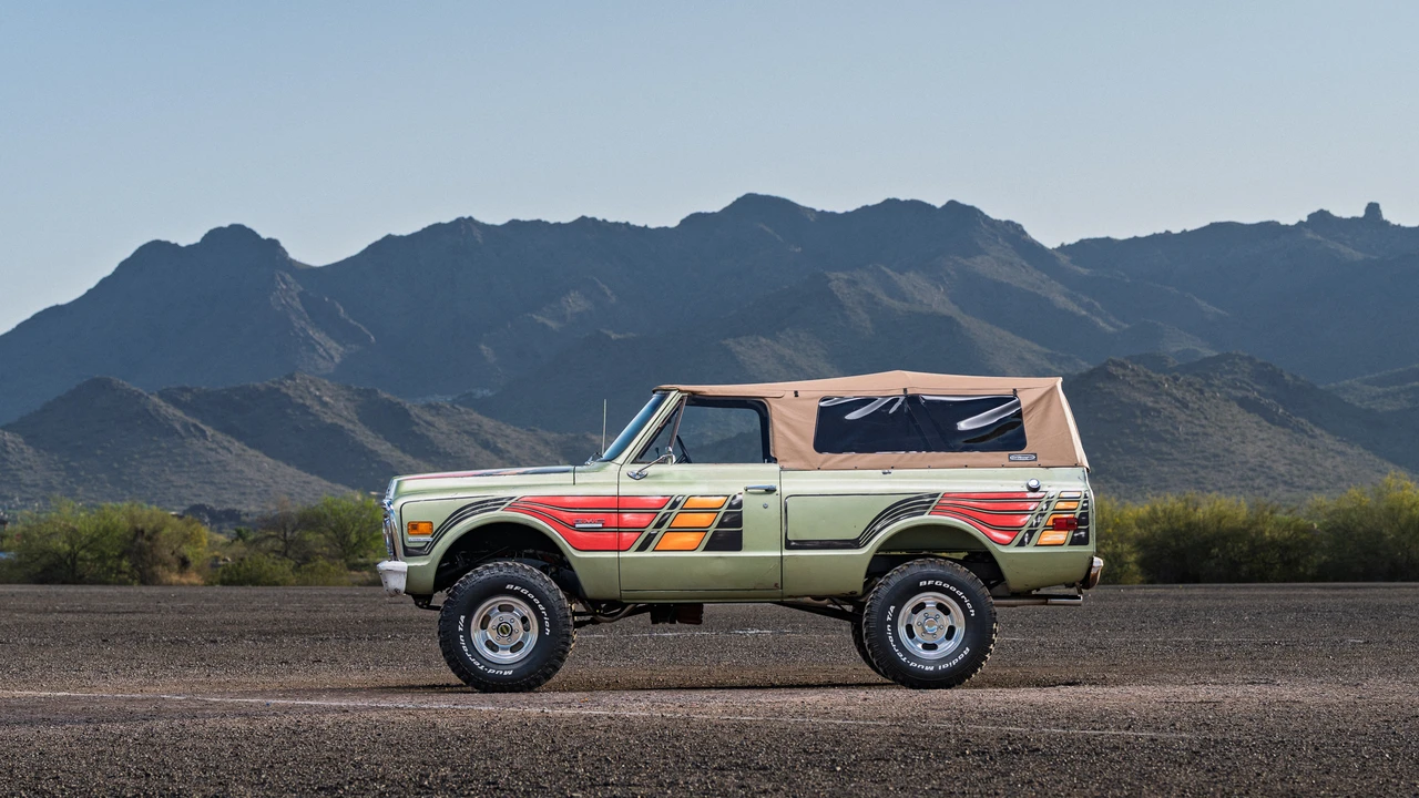 1970 GMC Jimmy 1st Gen - Image 17 of 31