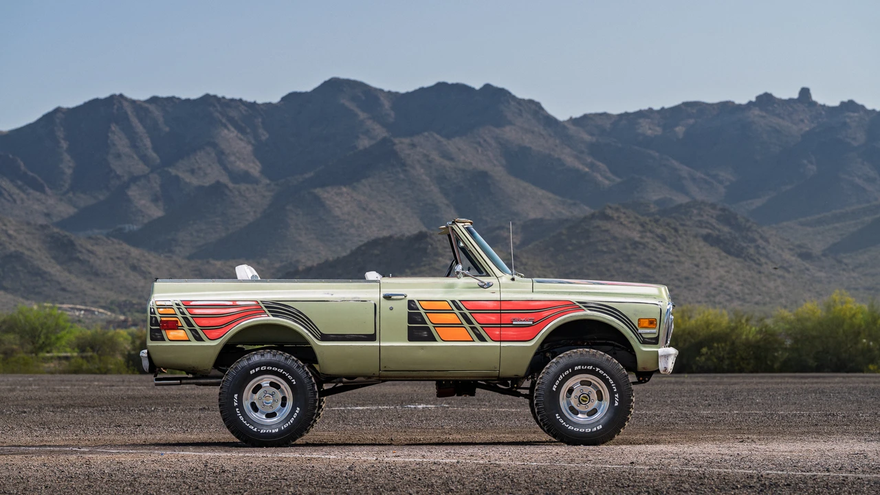 1970 GMC Jimmy 1st Gen - Image 21 of 31