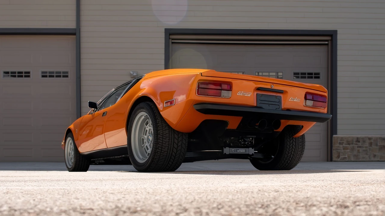 1973 DeTomaso Pantera - Image 23 of 31