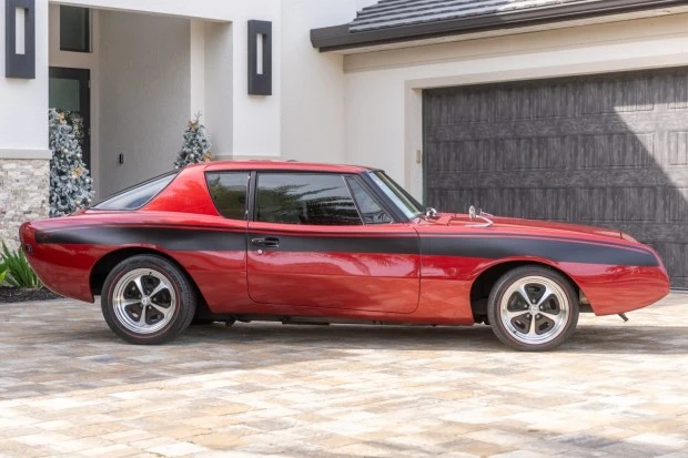 1980 Studebaker Avanti - Image 3 of 8