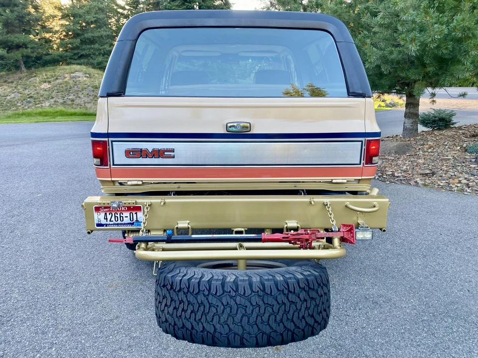 1984 GMC Jimmy 2nd Gen - Image 12 of 31