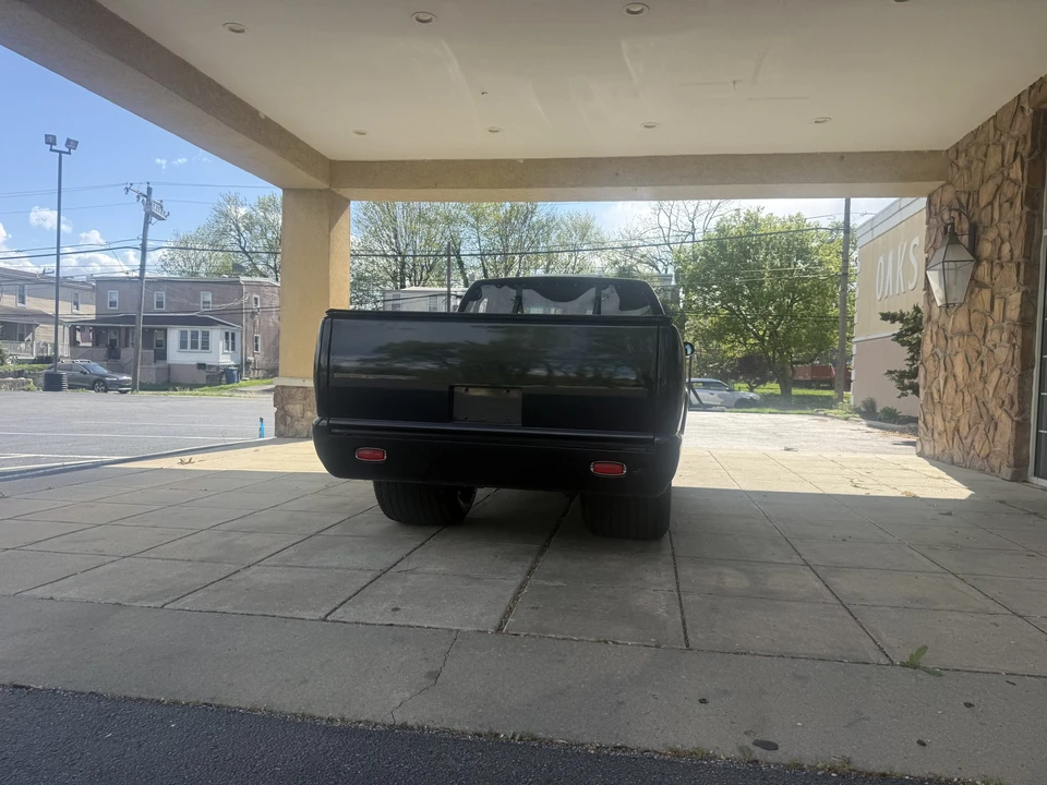 2001 Chevrolet S-10 - Image 16 of 31