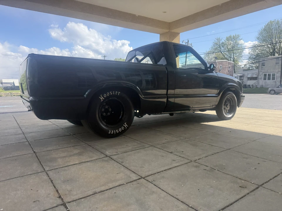 2001 Chevrolet S-10 - Image 24 of 31