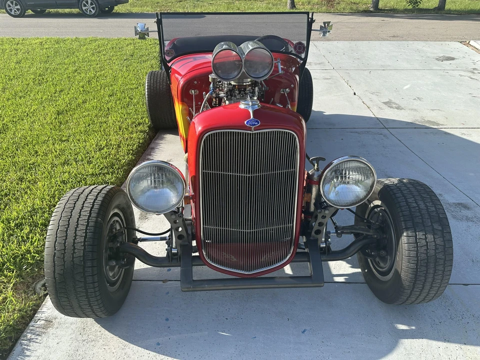 Ford Model T - Image 3 of 31