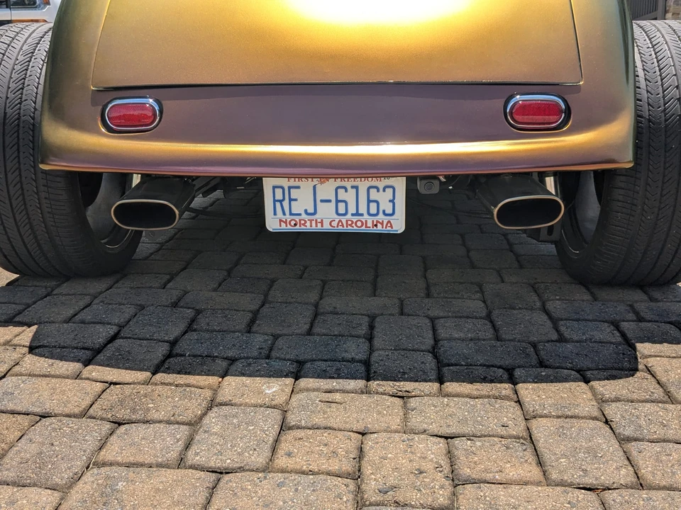 Factory Five Roadster - Image 15 of 31