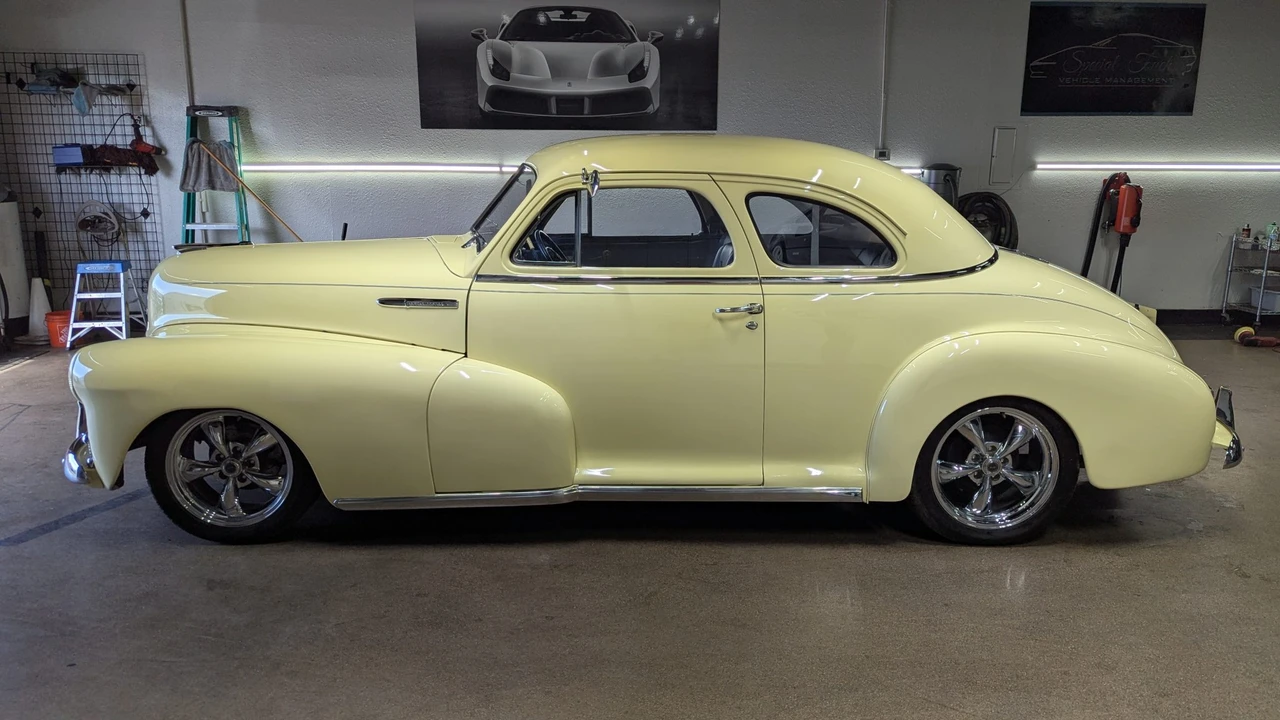 1948 Chevrolet Stylemaster & Fleetmaster & Fleetline - Image 3 of 31