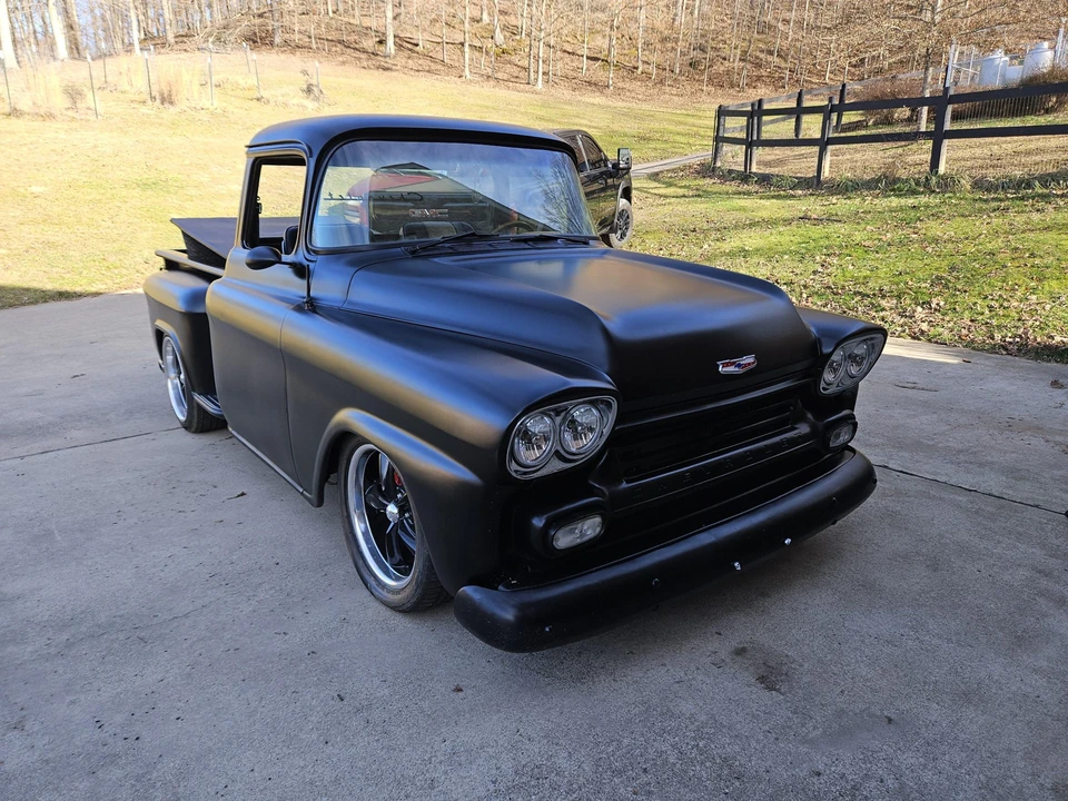 1959 Chevrolet Task Force - Image 4 of 31