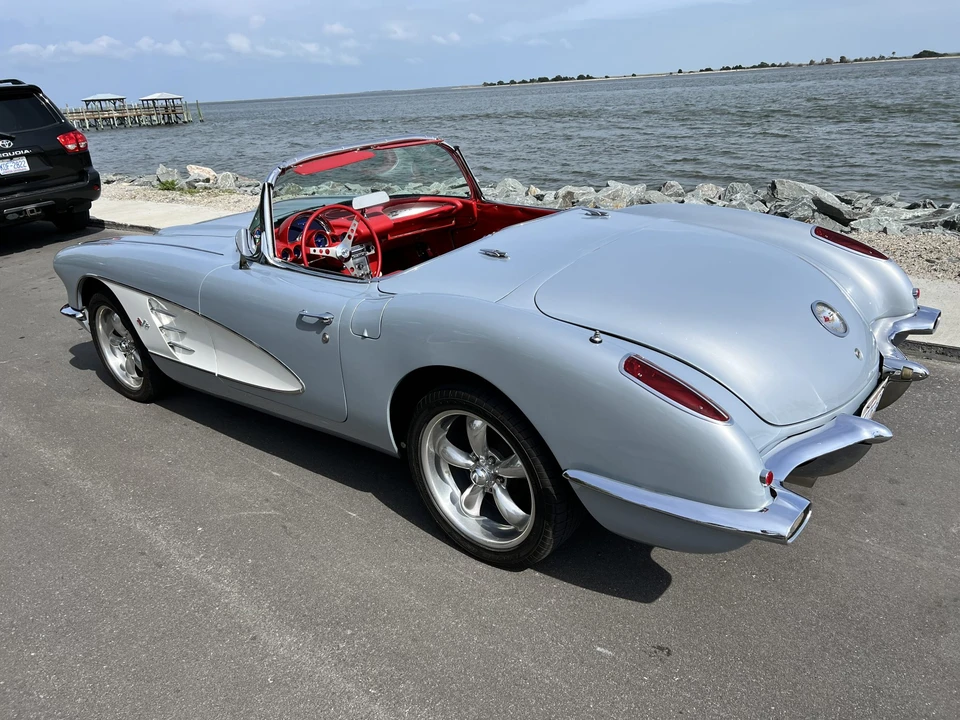 1960 Chevrolet Corvette C1 - Image 4 of 31
