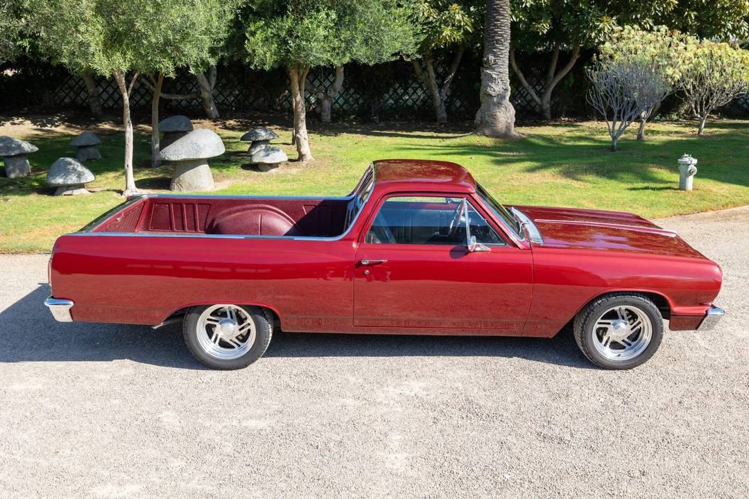 1964 Chevrolet El Camino 1st Gen - Image 25 of 31