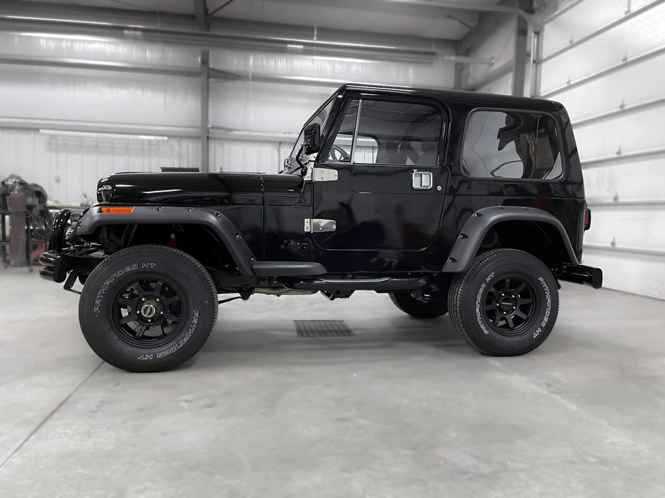 1982 Jeep CJ7 - Image 5 of 31