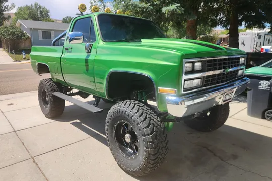 1983 Chevrolet C10 383 Stroker 4-Speed