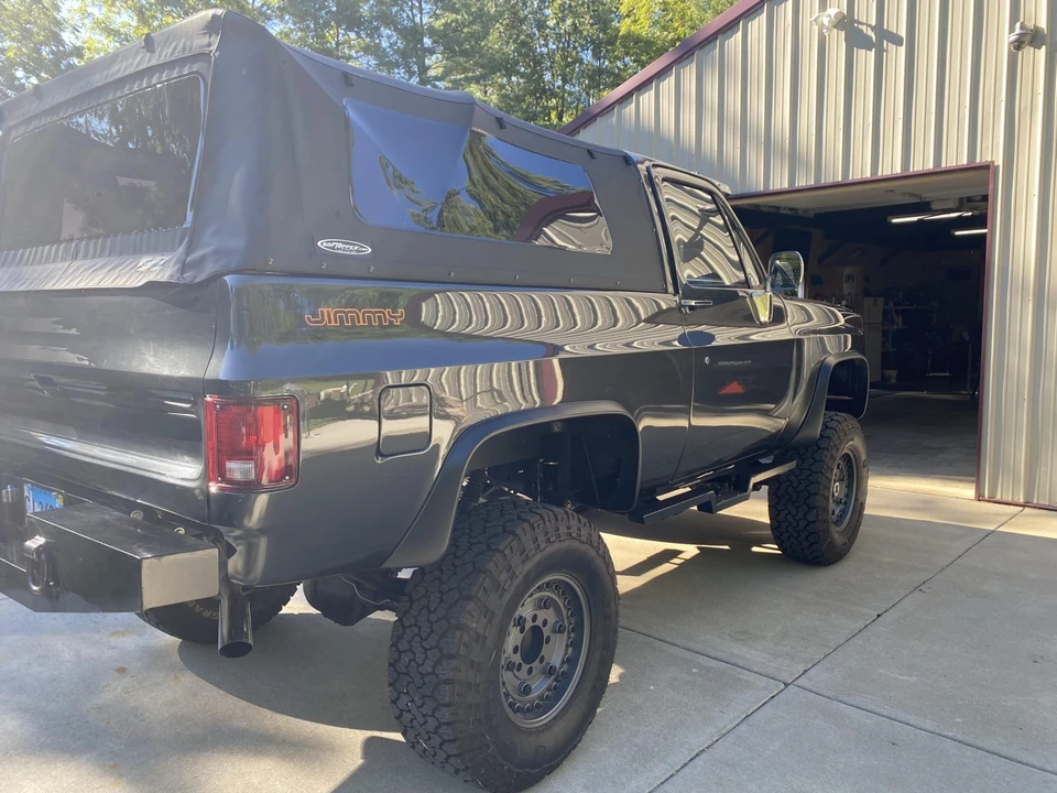 1987 GMC Jimmy 2nd Gen - Image 28 of 31