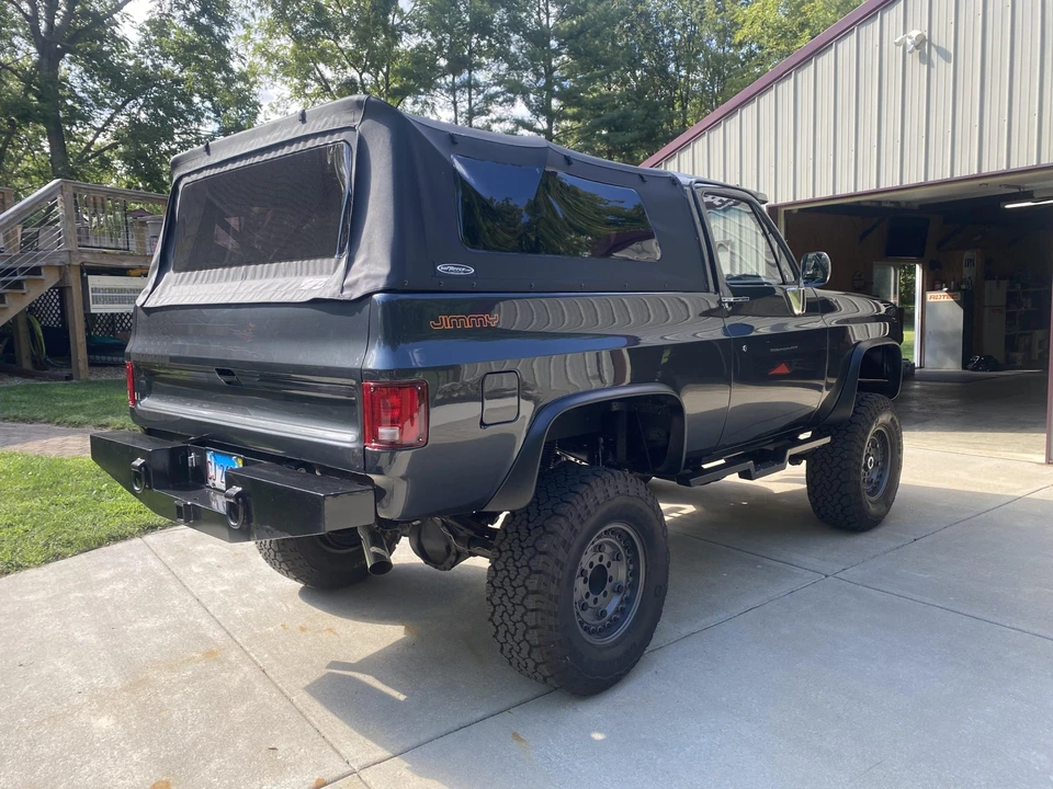 1987 GMC Jimmy 2nd Gen - Image 14 of 31