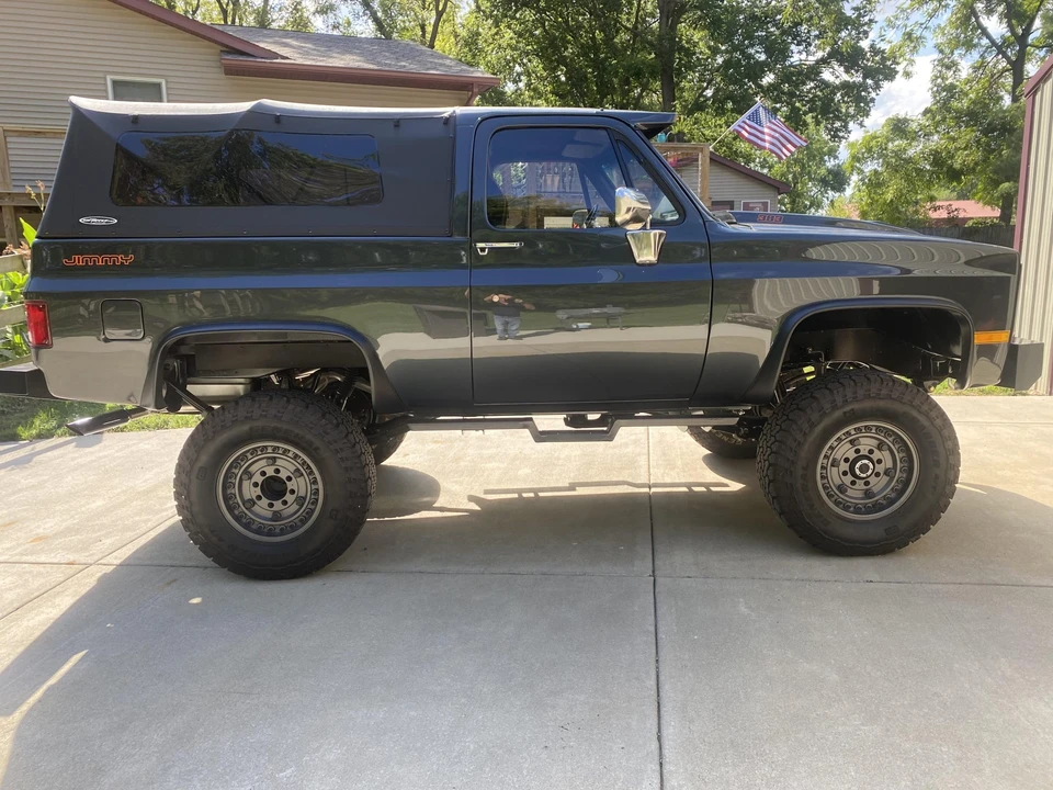 1987 GMC Jimmy 2nd Gen - Image 17 of 31