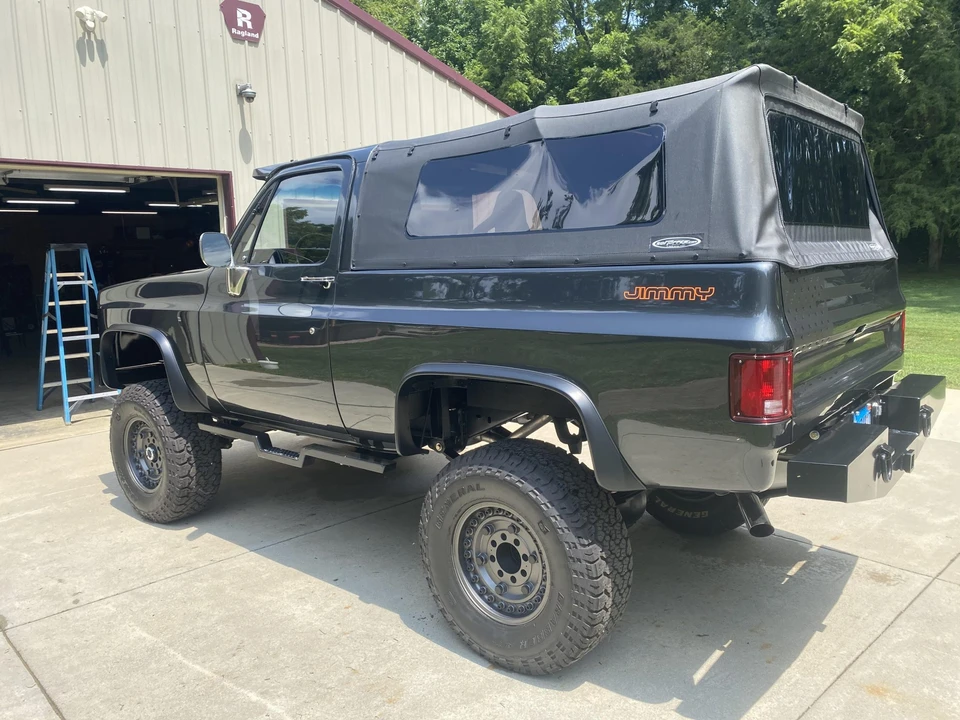 1987 GMC Jimmy 2nd Gen - Image 5 of 31