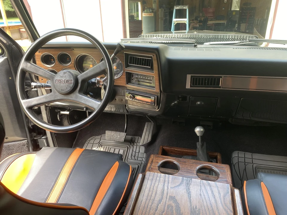 1987 GMC Jimmy 2nd Gen - Image 29 of 31