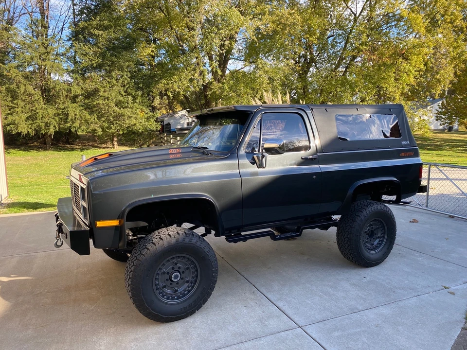 1987 GMC Jimmy 2nd Gen - Image 4 of 31