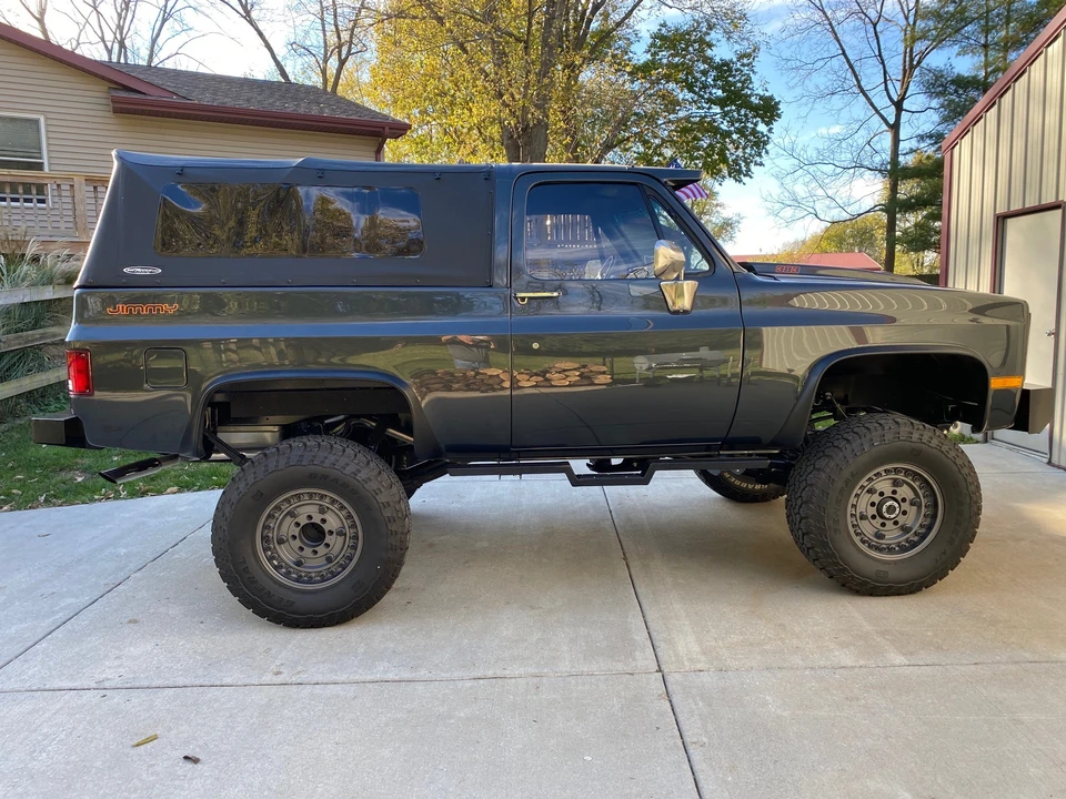 1987 GMC Jimmy 2nd Gen - Image 16 of 31