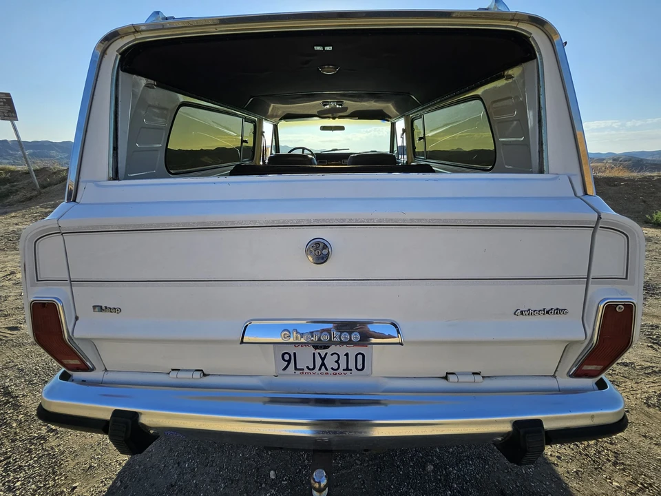 1983 Jeep SJ Cherokee - Image 19 of 31