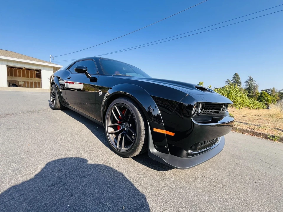 2023 Dodge Challenger SRT Hellcat 3rd Gen - Image 10 of 31