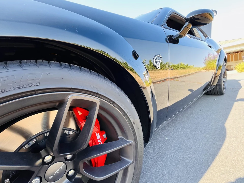 2023 Dodge Challenger SRT Hellcat 3rd Gen - Image 25 of 31